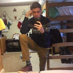 Meet your Posher, Alek